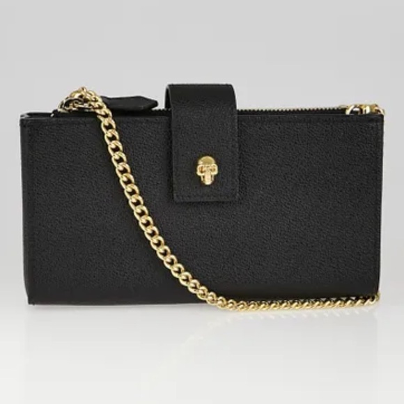 Alexander McQueen Black Leather Skull Phone Holder Bag in PRISTINE Condition - Picture 1 of 6